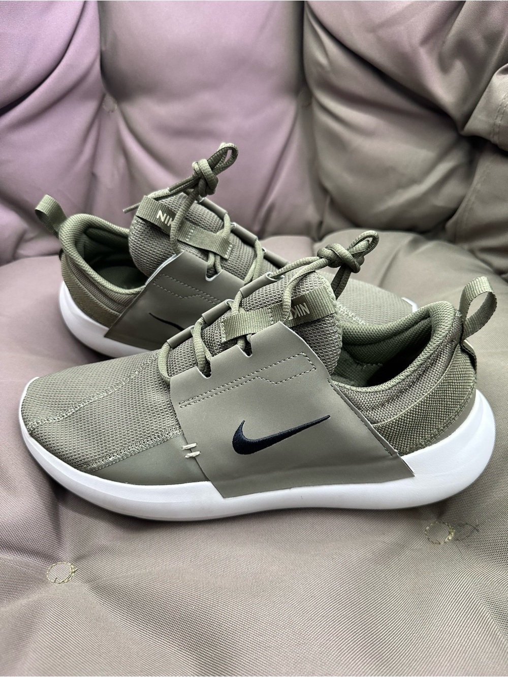 Nike E series AD medium olive green mens active running shoes size 10